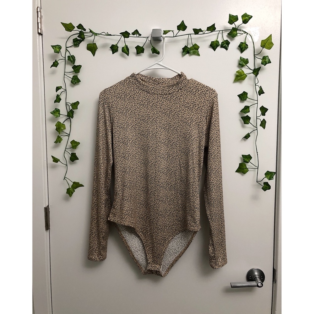 Long-Sleeve Cheetah Print Bodysuit
